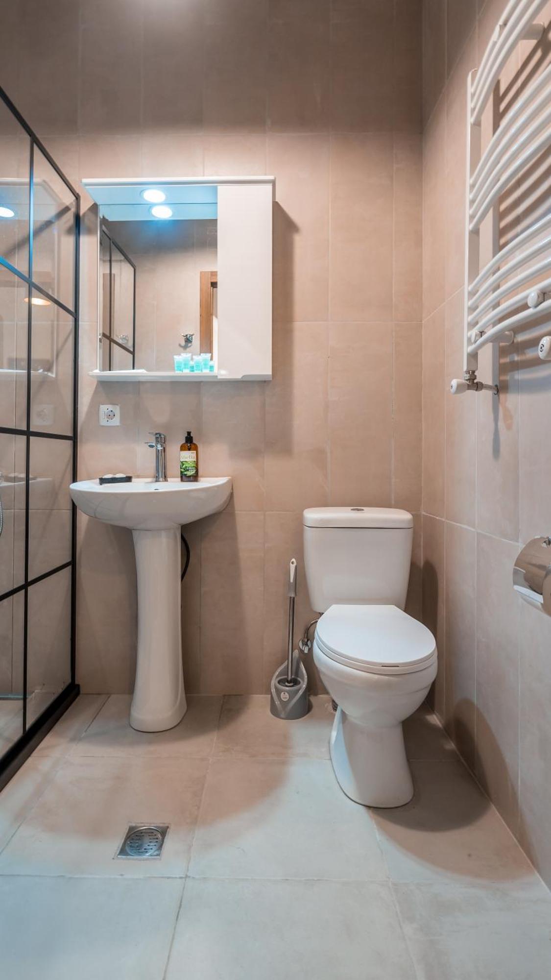 Your Cozy Home In Old Tbilisi Luaran gambar